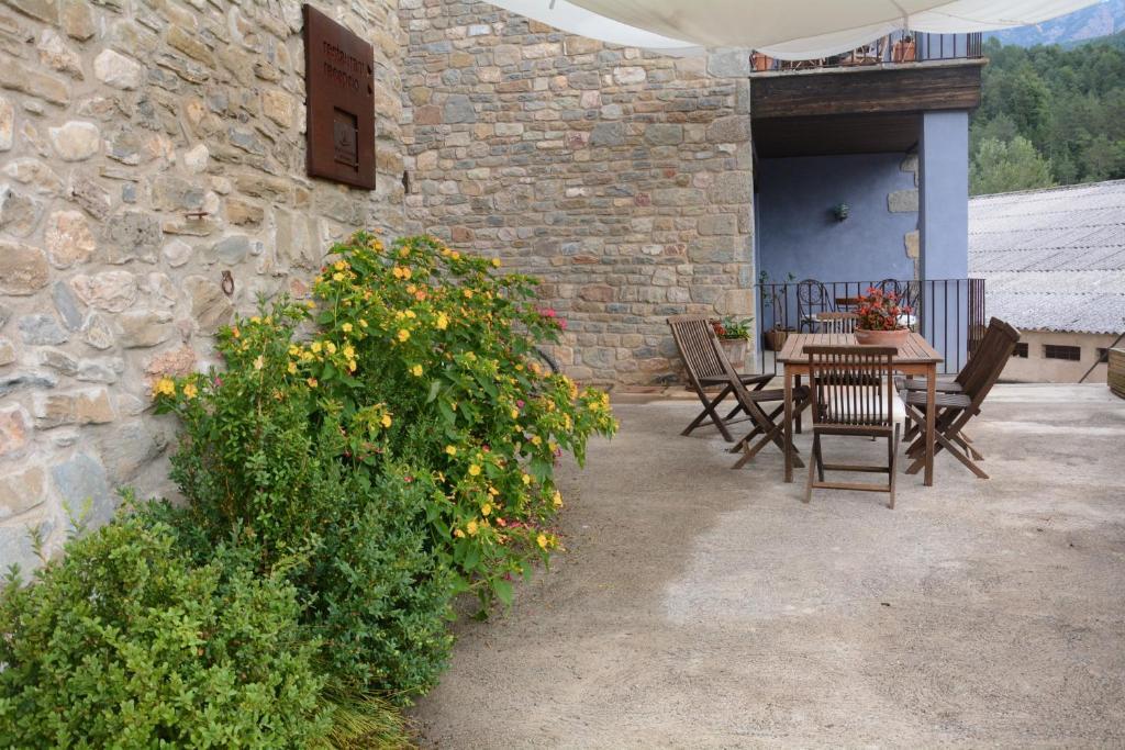 Hotel Monegal San Lorenzo de Morunys Exteriér fotografie
